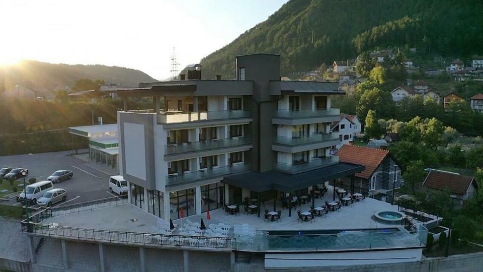 Hotel Novalic コニツ エクステリア 写真